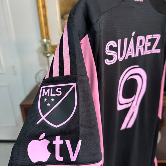 Luis Suárez Inter Miami CF adidas 2024 Mens L/Xl Slim Fit Athletic Pre Owned - Picture 4 of 5